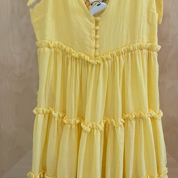 English Factory
Tie Shoulder Mini Dress Size:L. material New with tags - Picture 4 of 8